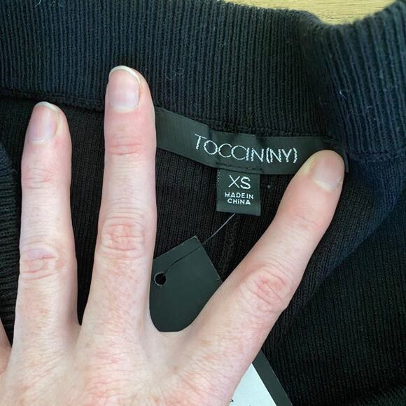 Toccin Crochet Pants in Jet Black - Picture 5 of 8